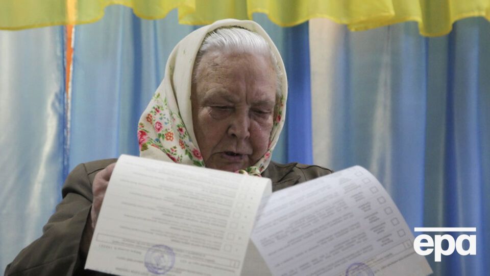 Большинство украинцев, которые пойдут на выборы, готовы отдать свои голоса "Батьківщині"