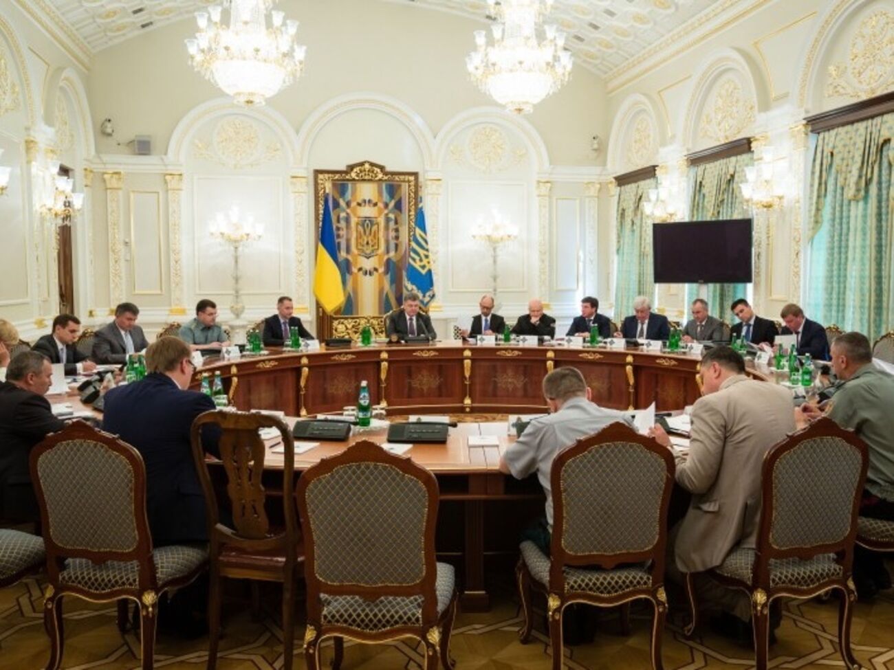 Сегодня проходит заседание СНБО