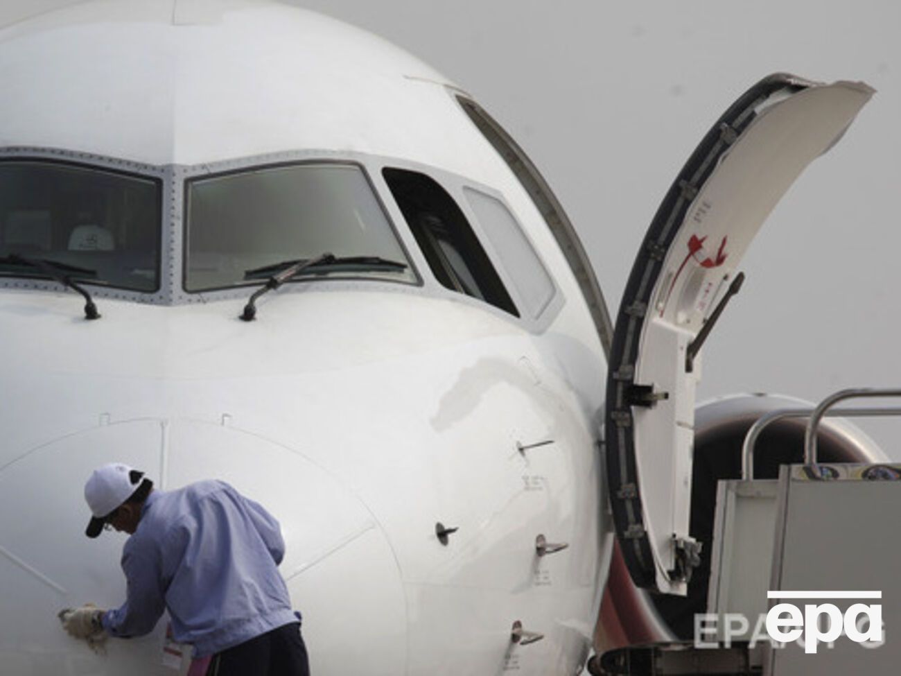 Совбез поручил Антимонопольному комитету проверить рынок авиаперевозок