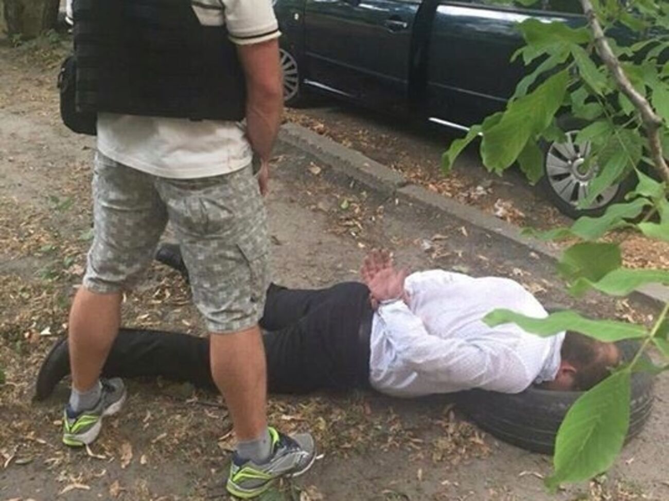 Задержание работника прокуратуры Киевской области сотрудниками СБУ и ГПУ