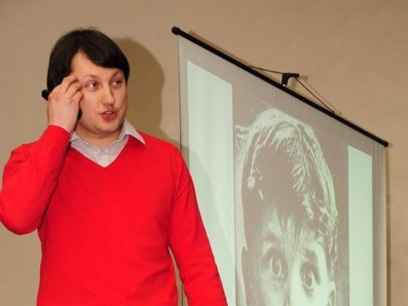 Менендес считает, что Киеву и Донецку необходим компромисс