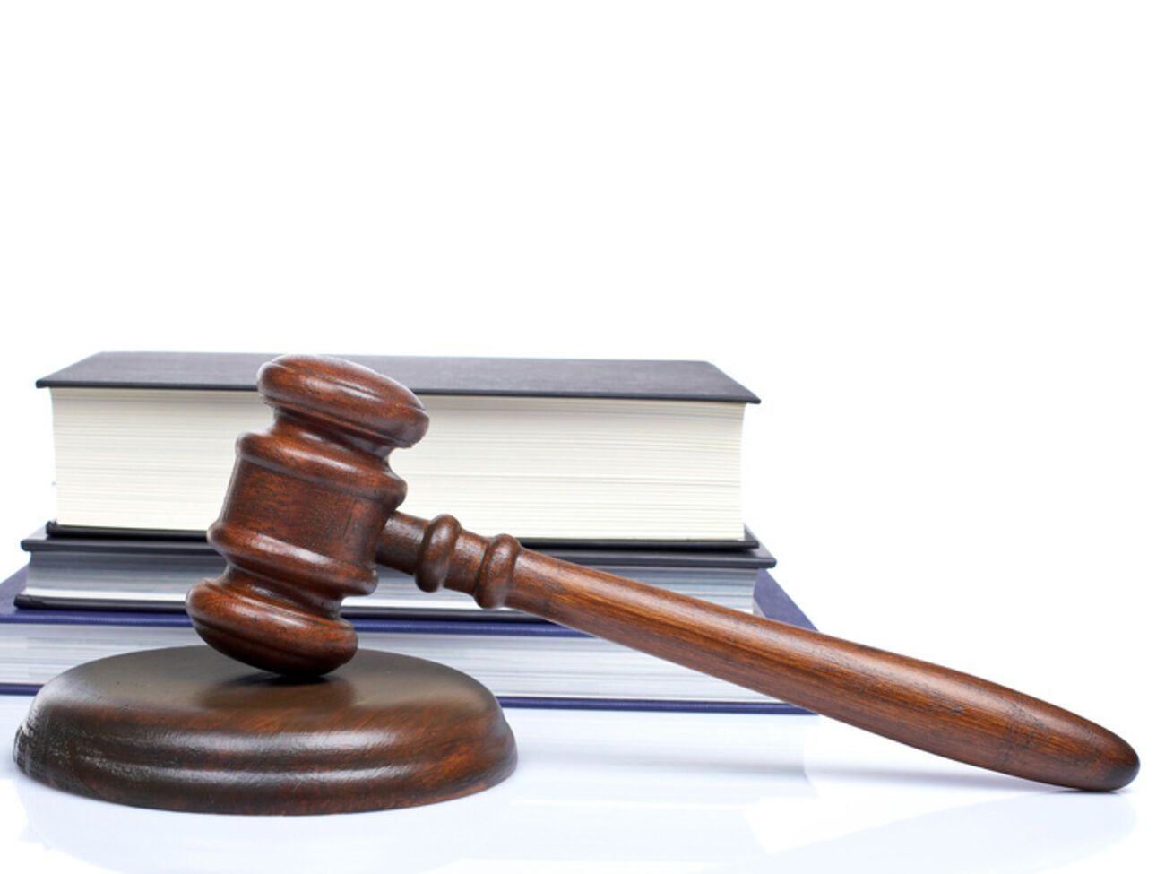 Наказание по самой тяжкой из вменяемых судье статей предусматривает лишение свободы на срок до 10 лет&nbsp;