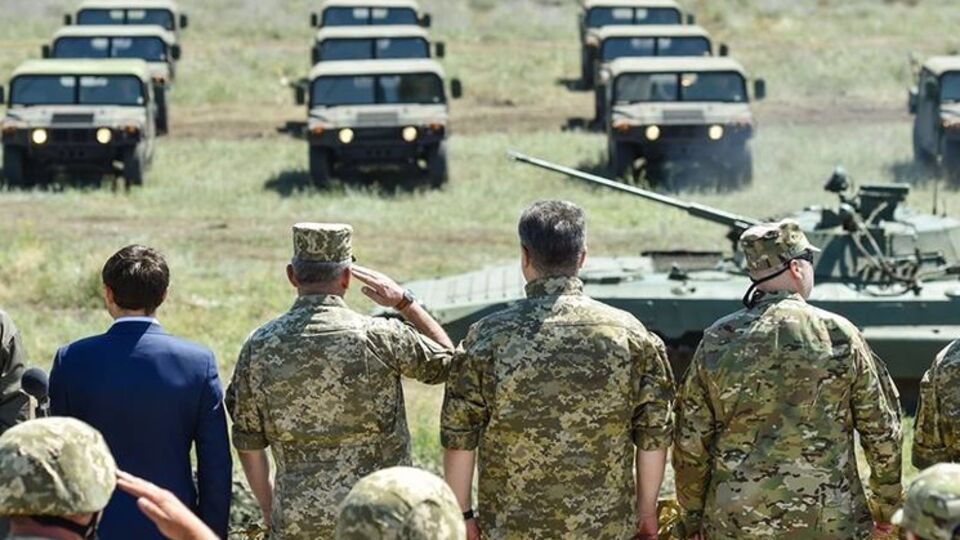 В Николаевской области президент посетил 235-й общевойсковой полигон