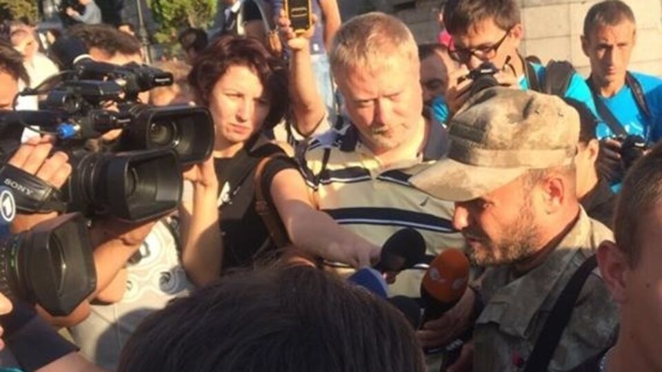 Ярош обещает создавать революционные комитеты для проведения референдума