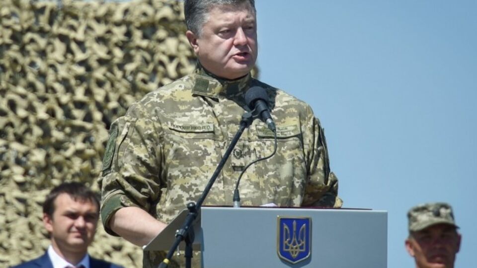 Порошенко сегодня посетит Луганскую область