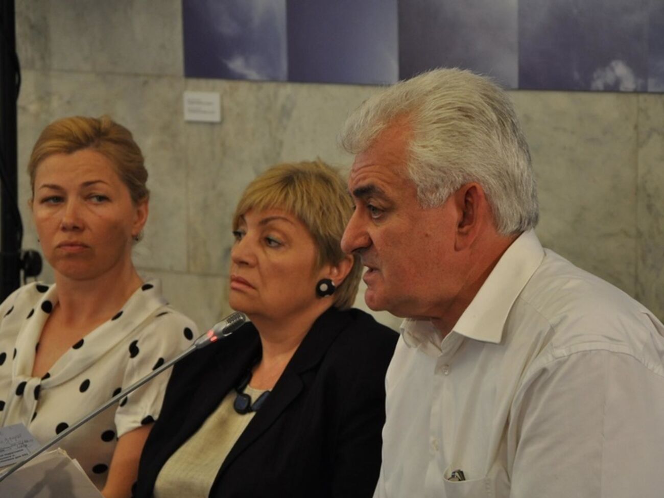 УЦОКО выразил полную поддержку своему директору Игорю Ликарчуку, который был отстранен от исполнения обязанностей