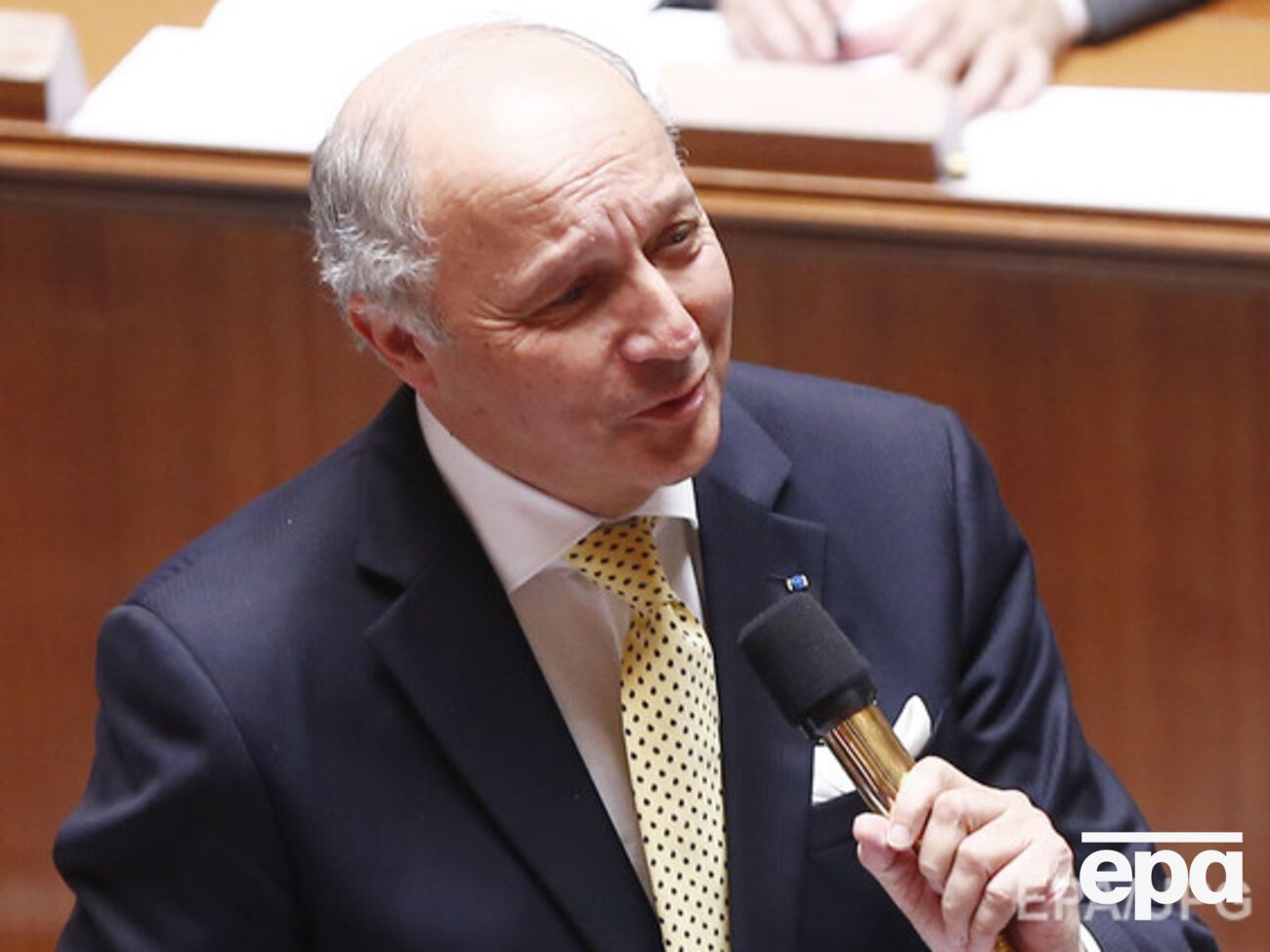 Лоран Фабиус высказался против поездки французских депутатов в Крым