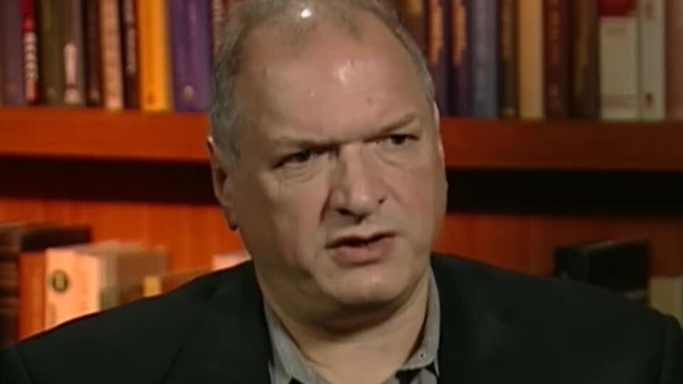 Путин не знает, что предпринять в отношении Украины, считает Фельштинский