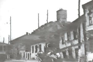 На Подоле, перекресток улиц Константиновской и Еленовской, 1941 год