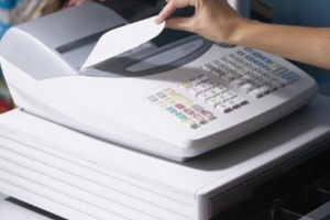Президент подписал закон, позволяющий мелкому бизнесу не применять кассовые аппараты