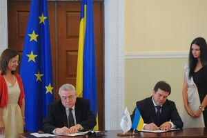 Финансовое соглашение между Украиной и ЕИБ подписали Ласло Бараняй и Геннадий Зубко