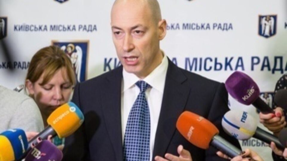 Дмитрий Гордон: Я хочу, чтобы у тех, кто воевал и воюет, и особенно у семей погибших, появилась реальная возможность получить жилье или земельный участок