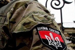 Прокуратура направила сообщения о подозрении на адреса двух бойцов ДУК "Правый сектор"