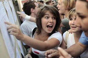 Минобразования: В вузы I-II уровней аккредитации поданы 256 тыс. заявлений, в вузы III-IV уровней аккредитации – 1,14 млн заявлений