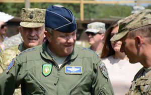 Генерал НАТО Бридлав посетил украинско-американские учения Rapid Trident-2015. Фоторепортаж