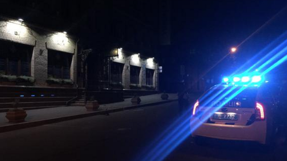 Ночью в Киеве обстреляли банк на Вознесенском спуске