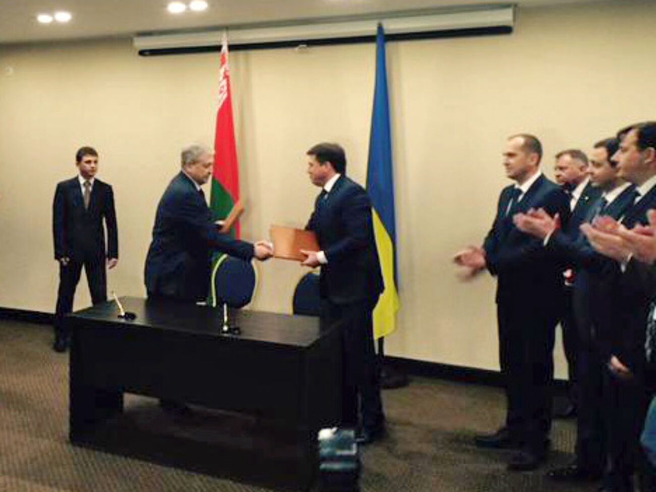 Пожелание Украины наладить транзит газа из Литвы через Беларусь записано в протоколе заседания двусторонней комиссии по торгово-экономическому сотрудничеству