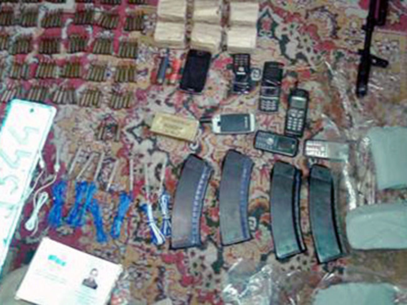 Правоохранители обнаружили в жилище боевика "ДНР" взрывчатку и оружие