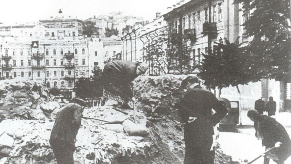 Баррикада на улице Фундуклеевской