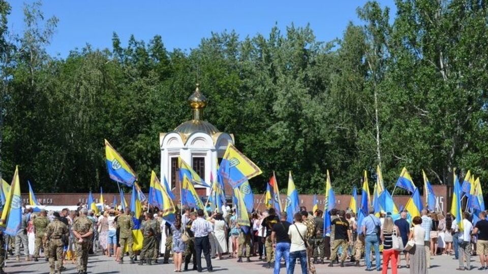 В Лисичанске отпраздновали годовщину освобождения города от сепаратистов. Фоторепортаж