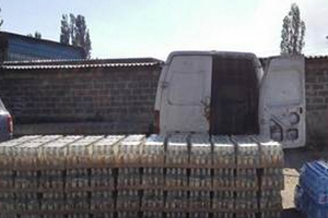 Сотрудники СБУ проводят процессуальные действия по установлению происхождения груза, мест загрузки и сбыта