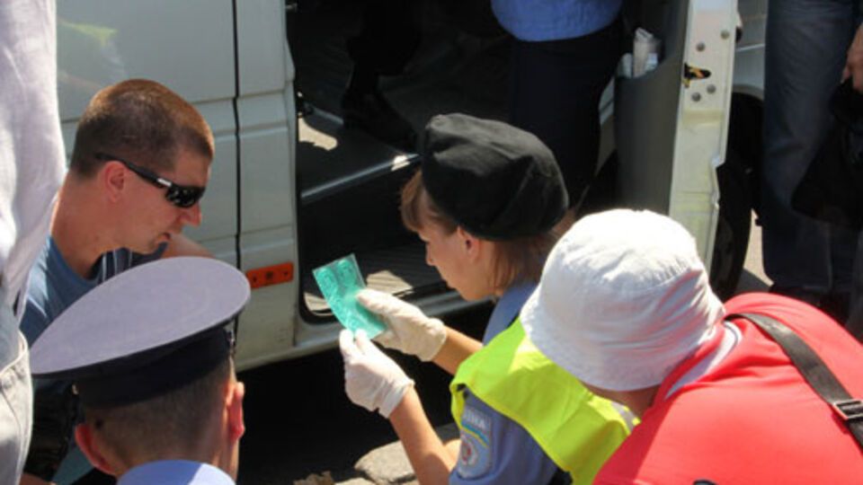 МВД: В Чернигове милиция изъяла пакет с копиями печатей избирательных комиссий 205-го округа