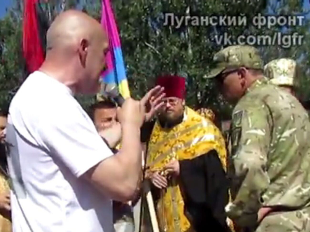 Глава Луганской ВГА Георгий Тука пытался примирить конфликтующие стороны