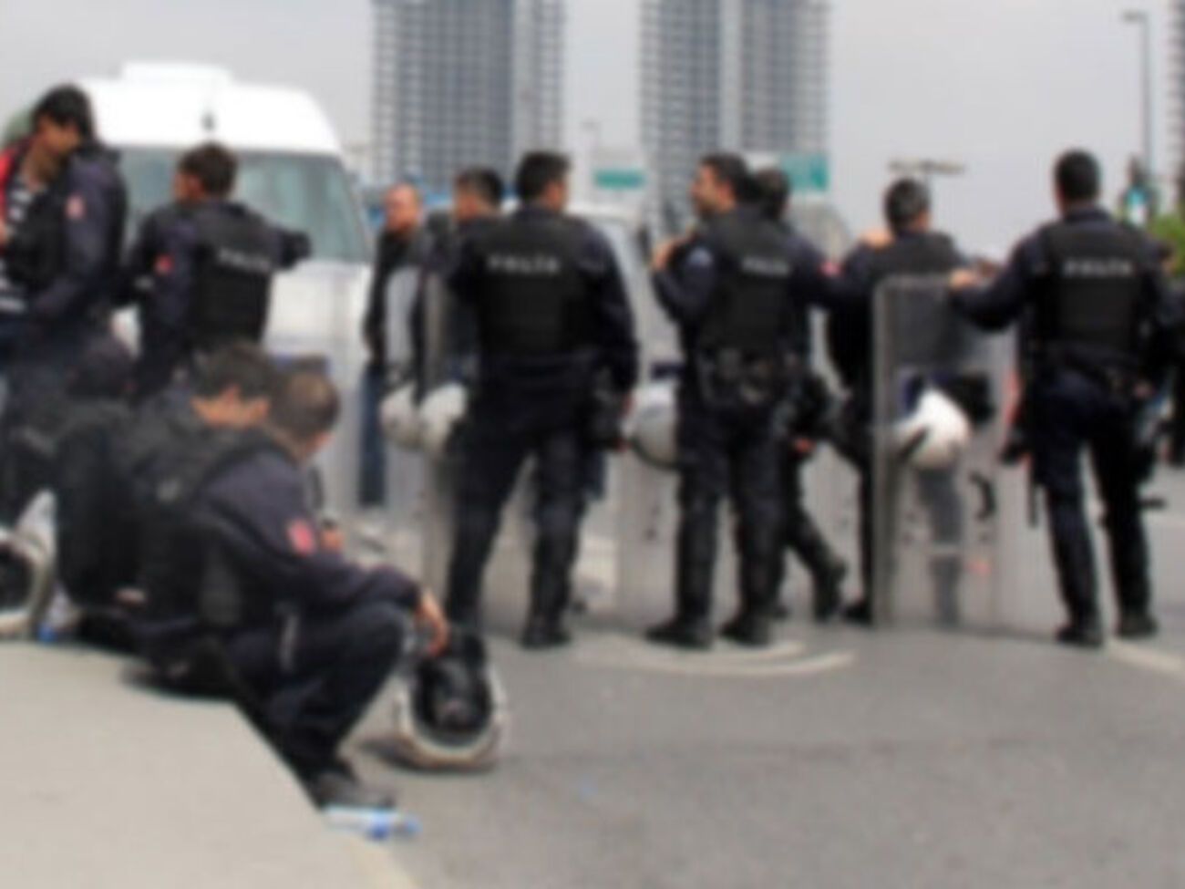 Подразделения стамбульской полиции были подняты по тревоге