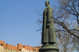 Соцопрос: 22% россиян видят в восстановлении памятника Дзержинскому историческую справедливость по отношению к человеку, "который сделал много хорошего"