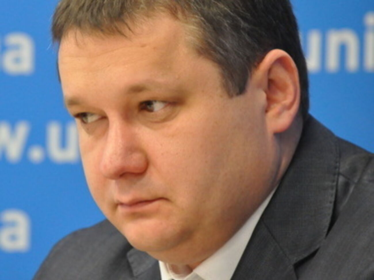 Кошель: Присутствие на участках "журналистов" спортивной внешности можно рассматривать как серьезную угрозу в период подсчета голосов