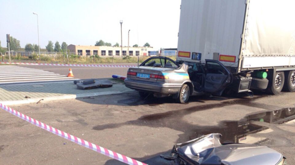 Возможно, водитель автомобиля ГАИ заснул за рулем