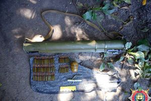 Гранатомет и боеприпасы хранились на чердаке частного дома