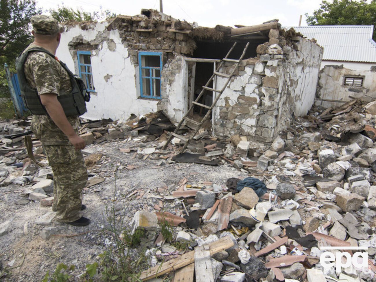 Боевики обстреливают мирные населенные пункты