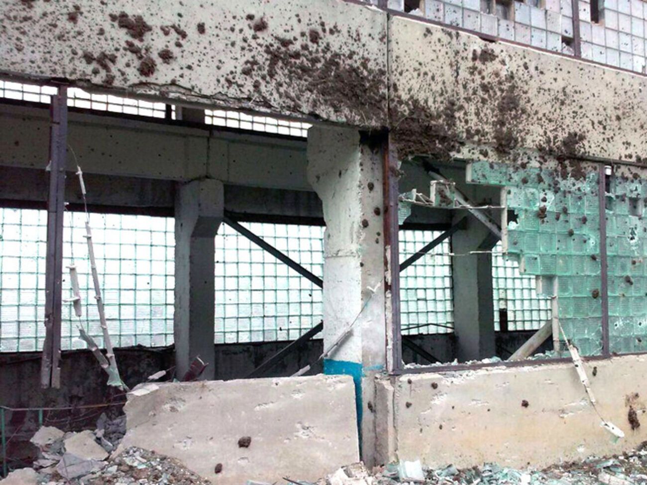 В результате обстрела разрушена подстанция