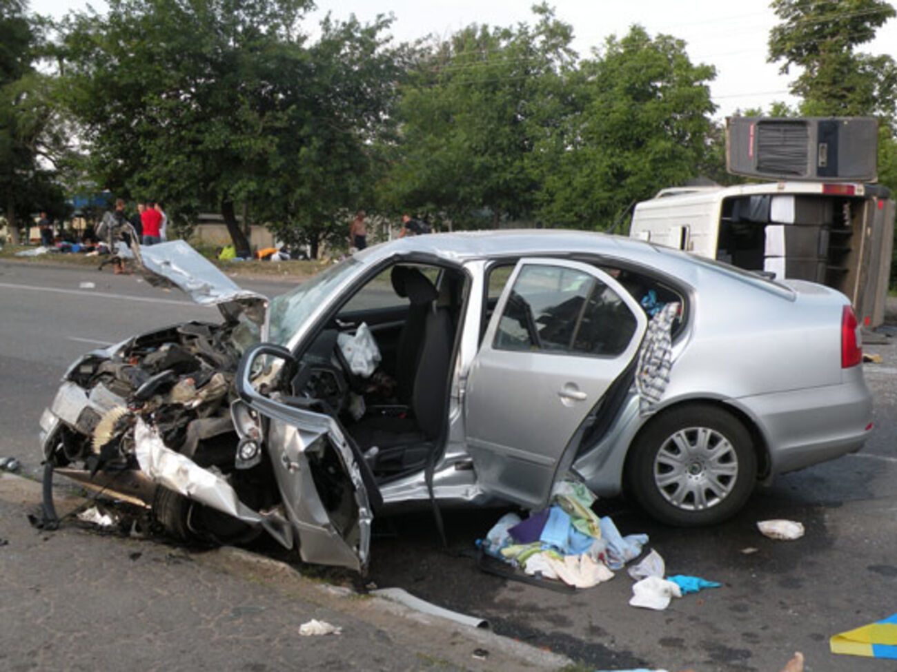 По предварительным данным, водитель автомобиля заснул за рулем