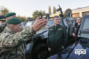 Порошенко встретился с волонтерами