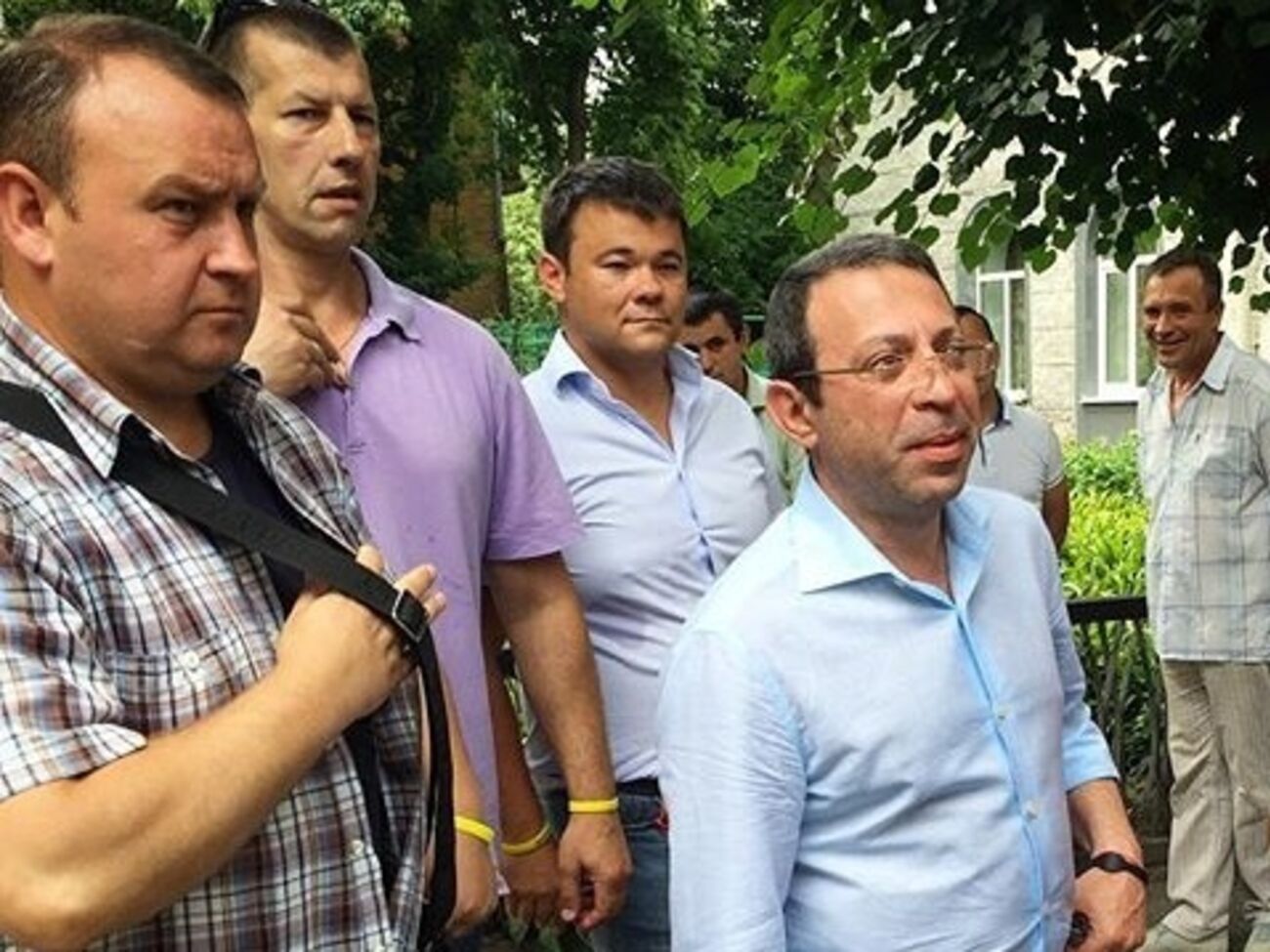 Геннадий Корбан (на фото справа) заявил, что не будет обжаловать результаты выборов в Чернигове