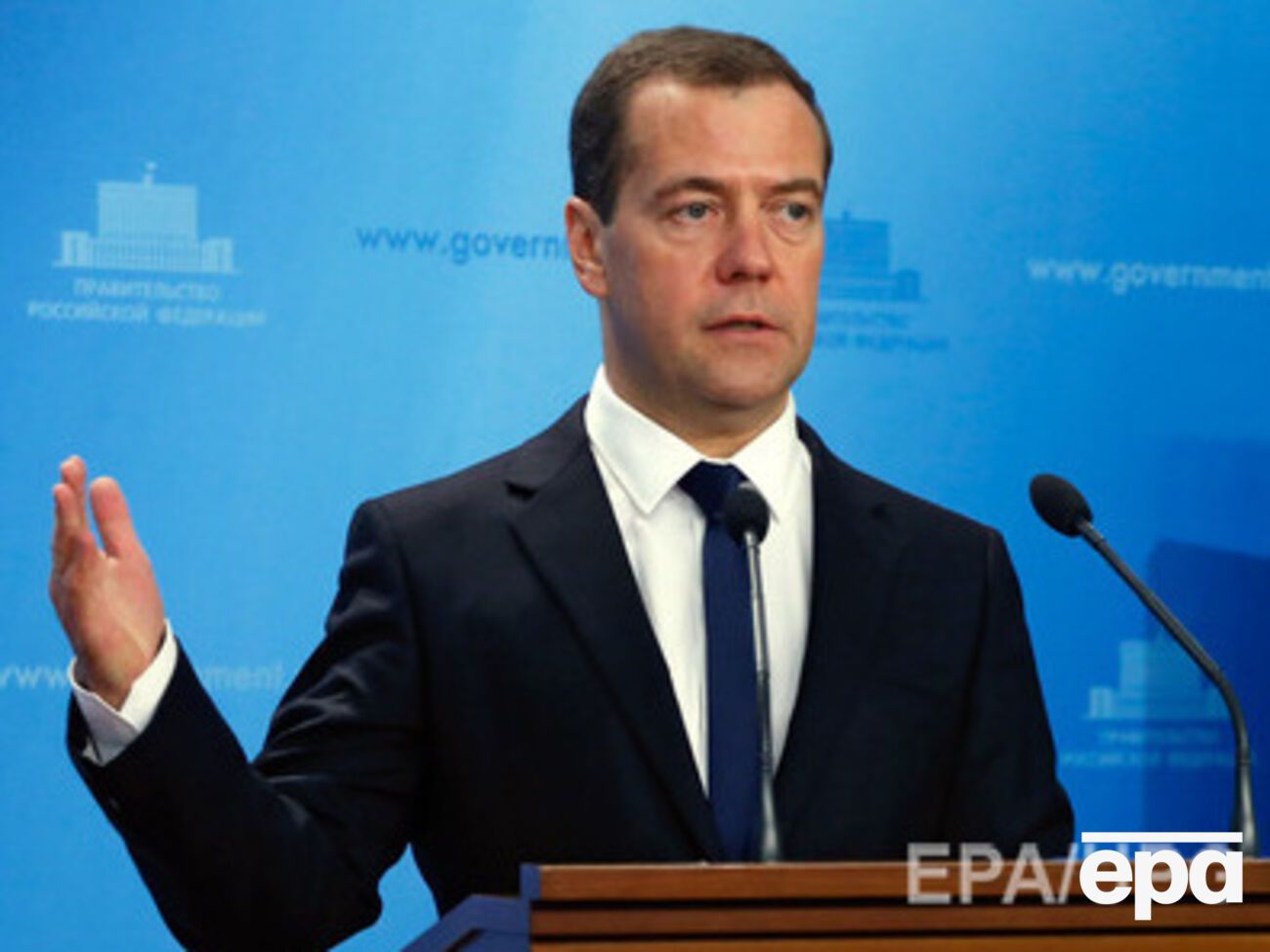 Медведев ждет от Евросоюза инициативы по отмене санкций