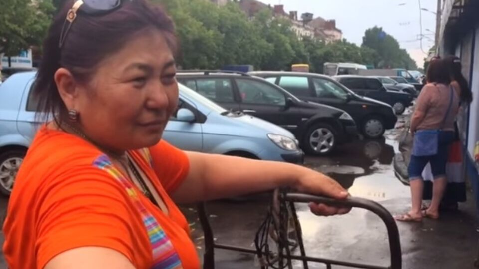 Одна из участниц опроса на улицах Кривого Рога