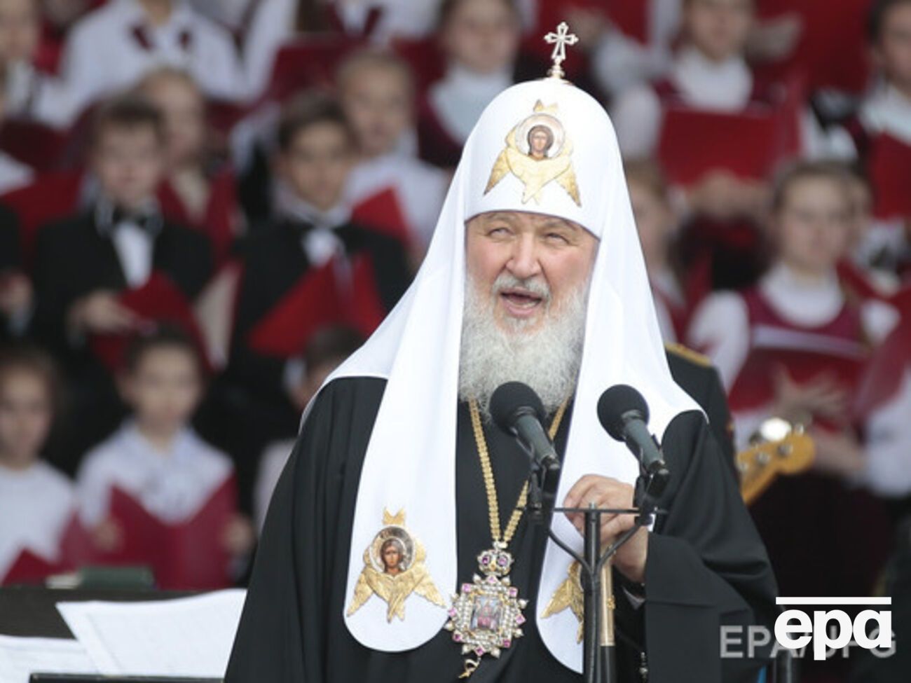 Кирилл призвал прекратить войну на Донбассе