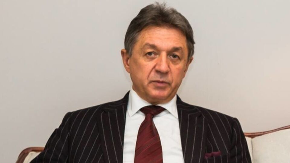 Страницы Юрия Сергеева в соцсетях взломали