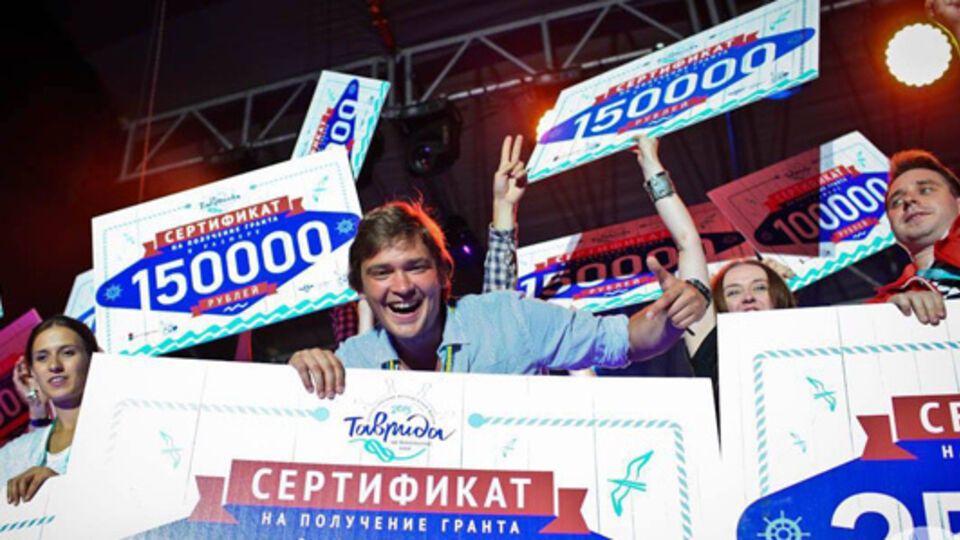 Режиссер Крупин выиграл грант на создание пьесы о "ДНР"