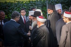 Встреча украинских властей с духовенством на Владимирской горке