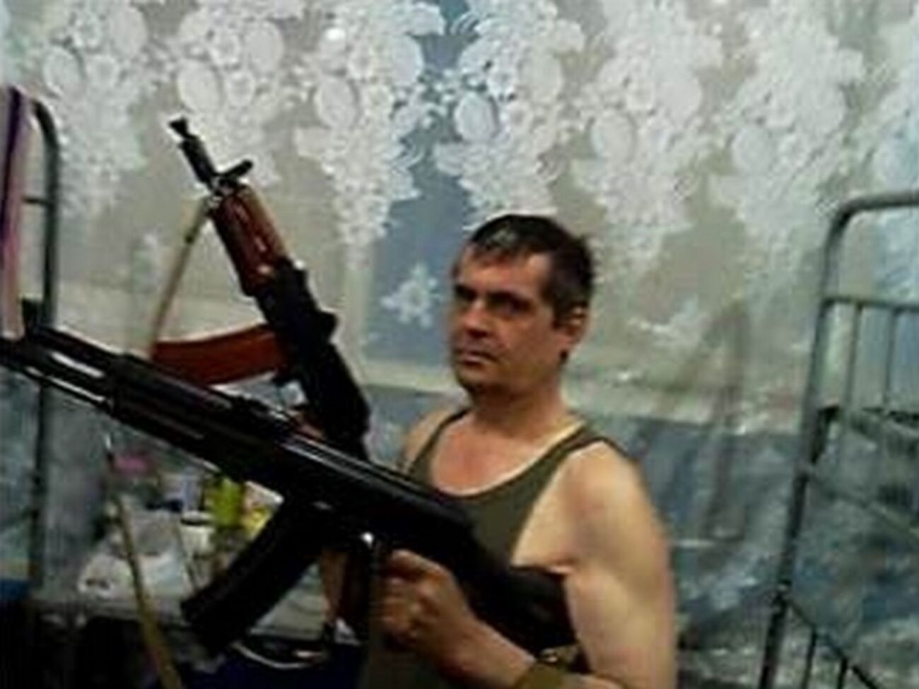 Задержанный на Донбассе российский офицер Владимир Старков