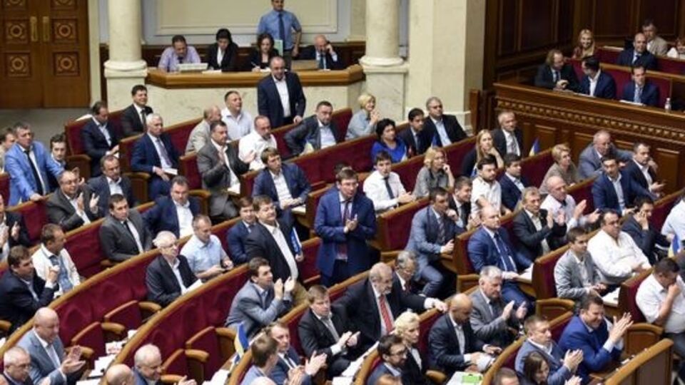 За закон о реструктуризации валютных кредитов проголосовали 229 депутатов