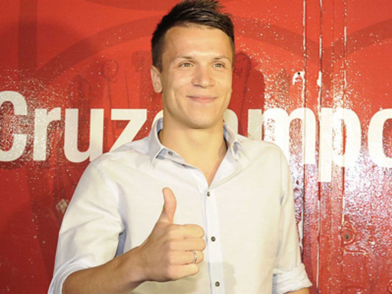 Коноплянка переходит в "Севилью"