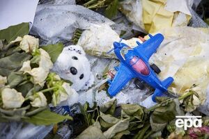 В результате крушения рейса MH17 в Донецкой области погибли 298 человек