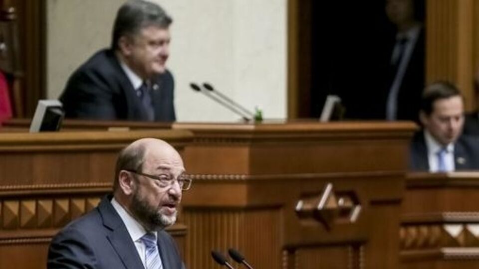 Мартин Шульц во время выступления в парламенте