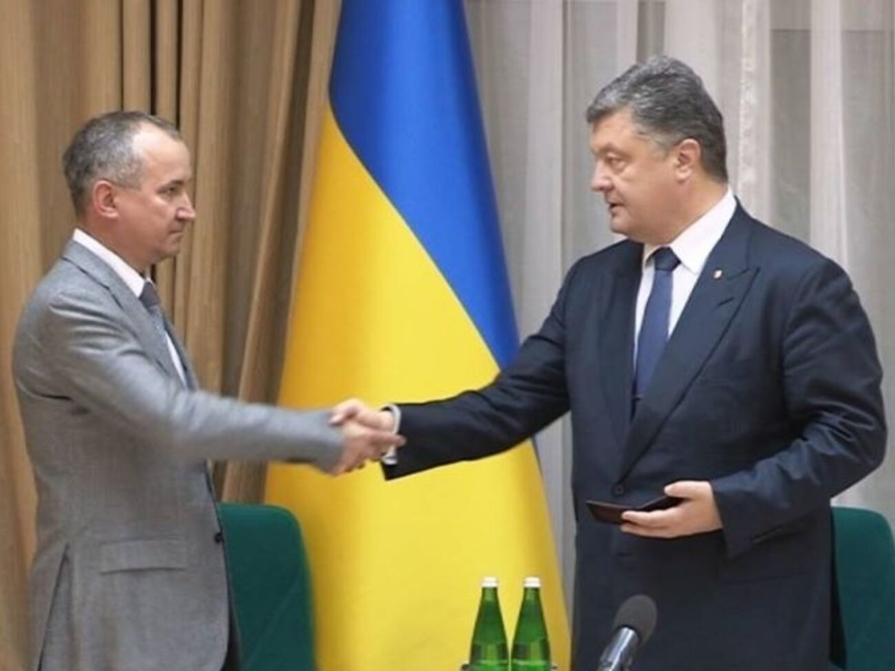 Президент Украины Петр Порошенко и председатель СБУ Василий Грицак