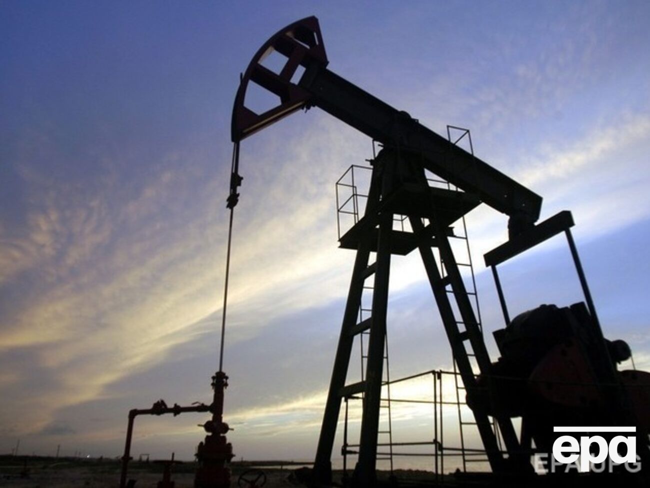 Нефть укрепилась в нынешней цене